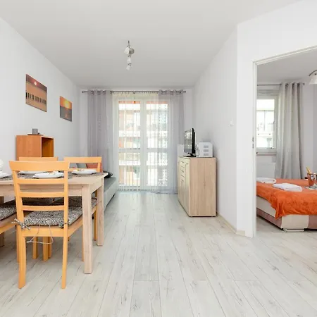 Bursztynowe V By Renters Apartman *